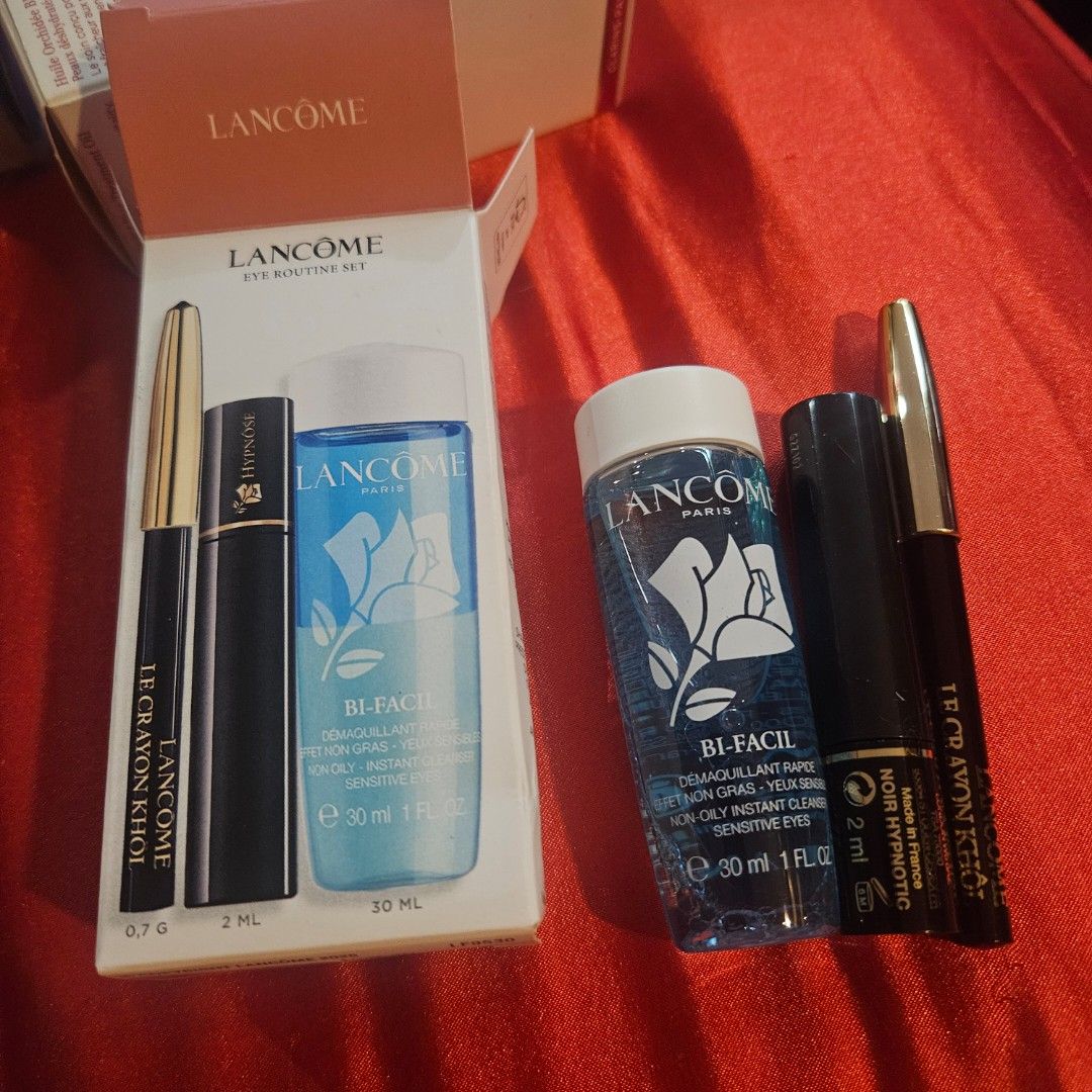 Lancome Makeup Set (Category: Makeup) located in Manila. Submitted by smartluxeph (Listing ID 1427633727, Image 1). Description: 💄 Lancôme Eye Routine Set ✨ Includes: 💎 Bi-Facil Eye Makeup Remover (30ml) 💎 Hypnôse Mascara (2ml) 💎 Le Crayon Khôl Eyeliner 💎 Gentle yet effective eye makeup remover 💎 Volumizing mascara for fuller lashes 💎 Smooth, easy-glide eyeliner ✨ Perfect travel set / trial kit / everyday essentials 📦 Condition: Unused / 