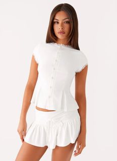 (Category: ) located in . Submitted by helptoclearmycloset (Listing ID 1427592929, Image 1). Description: .