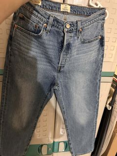 (Category: ) located in . Submitted by periwinkle017 (Listing ID 1427540105, Image 1). Description: .
