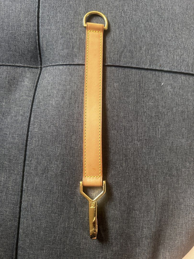 Louis Vuitton Bag Strap (Category: Luxury Bags & Wallets) located in Makati City. Submitted by shebree (Listing ID 1427567691, Image 1). Description: ✔️ Bought for LV Alma (not compatible) ✔️ Never used – in excellent, like-new condition ✔️ Clean, neat, and well-kept 💼 Ideal for those looking to switch up their bag style effortlessly RFS: Not compatible with my bag Slightly negotiable .