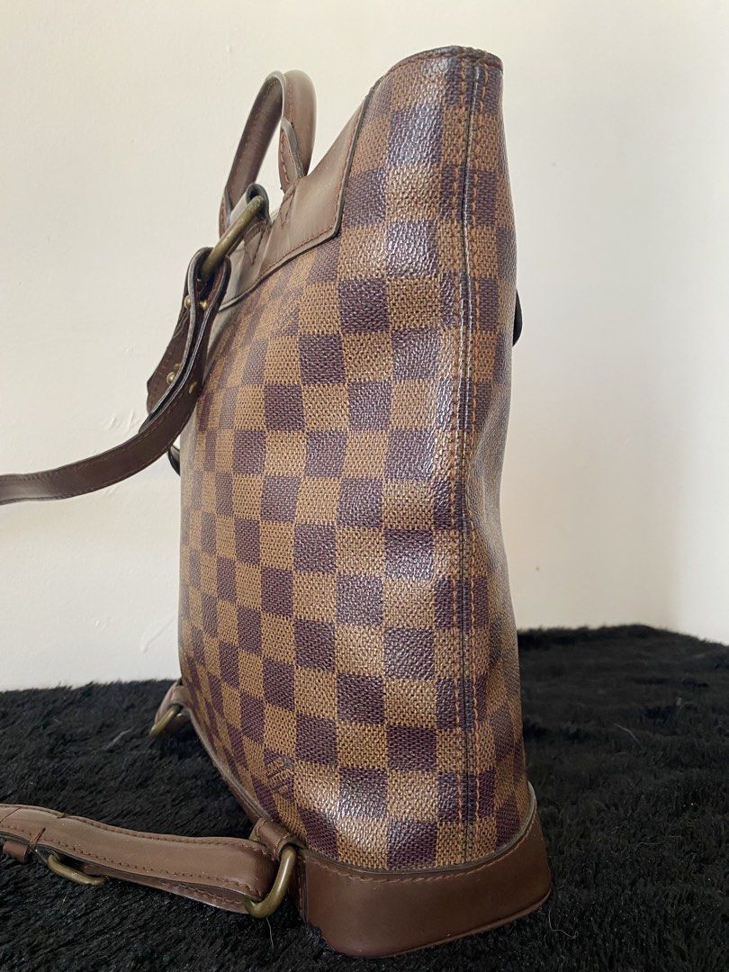 Louis Vuitton Damier Ebene Backpack (Category: Luxury Bags & Wallets) located in Floridablanca. Submitted by aboutbags14 (Listing ID 1427608321, Image 2). Description: ₱2200 last price free shipping. Looks vintage. Cant find the code..