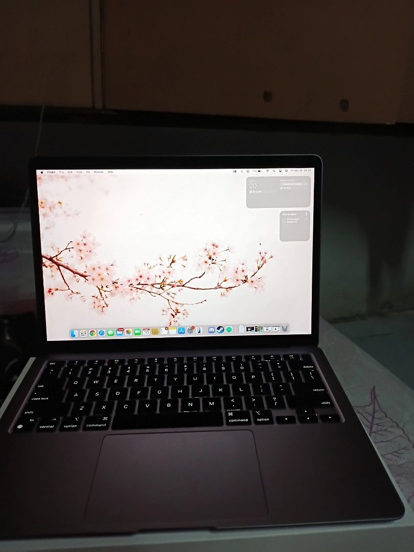 Macbook Air M1 2020 (Category: Laptops & Notebooks) located in Manila. Submitted by flavisxi (Listing ID 1427494636, Image 2). Description: Macbook Air M1 2020 Only few months old First owner No scratches RFS: Upgrade Specs: - Apple M1 Chip - 8GB Unified Memory - 256GB SSD Storage - 13.3-inch Retina Display - 7-Core GPU - Touch ID - Backlit Keyboard - MacOS Sequoia 15.5 !! ICLOUD WILL BE SIGNED OUT AND DEVICE WILL BE FULLY RESET AND UPDATED BEFOR