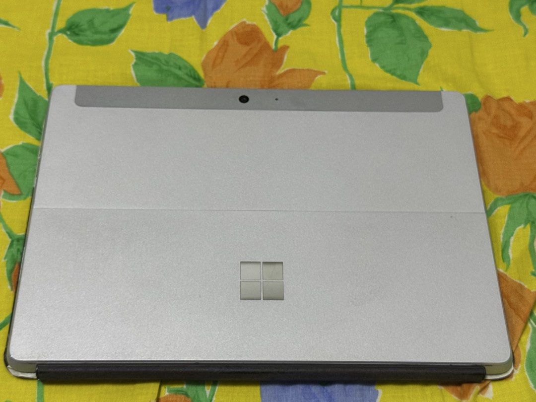 Microsoft Surface Go - 8GB RAM, 128GB SSD405952322486282242