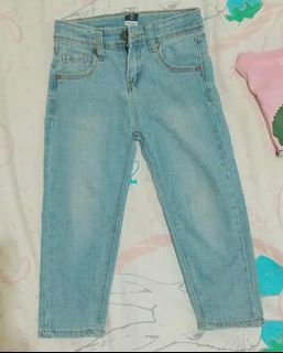 (Category: ) located in . Submitted by chaimwardrobe (Listing ID 1427512042, Image 1). Description: .