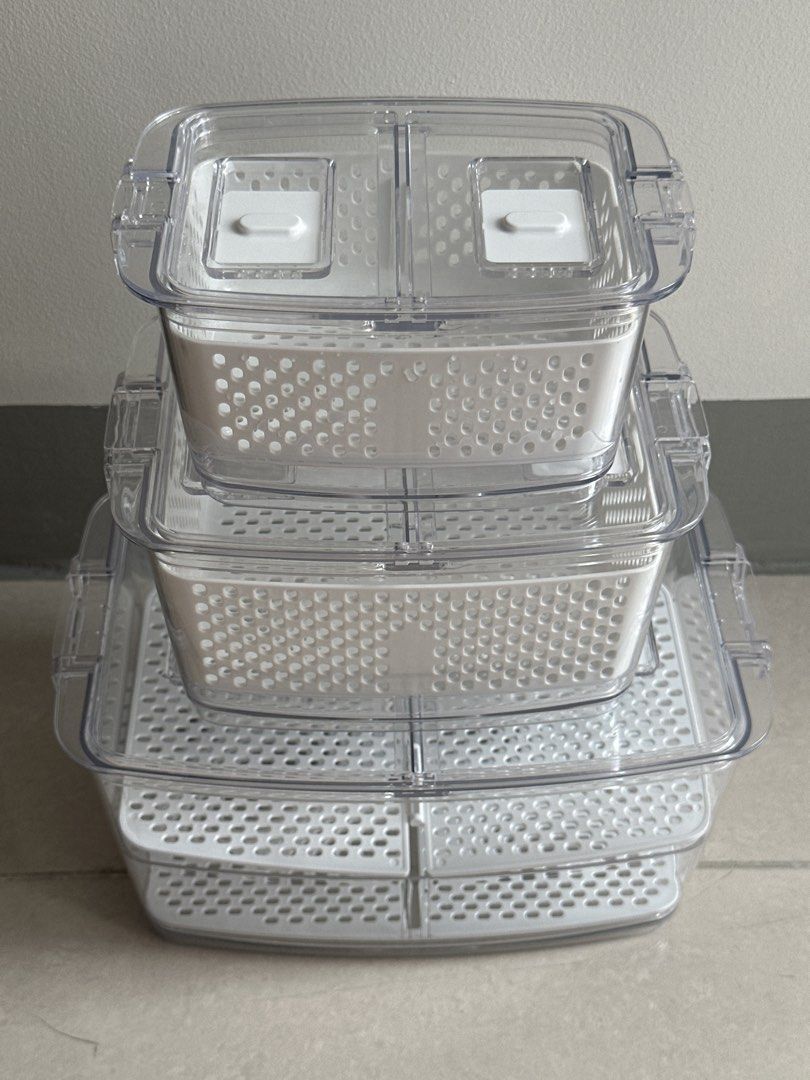 NITORI Food Storage Set (S-M-L) (Category: Other Kitchenware & Tableware) located in Pasay City. Submitted by leostash (Listing ID 1427551553, Image 1). Description: bnew, rarely used 📍PASAY 📦LALAMOVE/JNT.