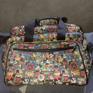 (Category: ) located in . Submitted by tritrollse.04 (Listing ID 1427529808, Image 1). Description: .