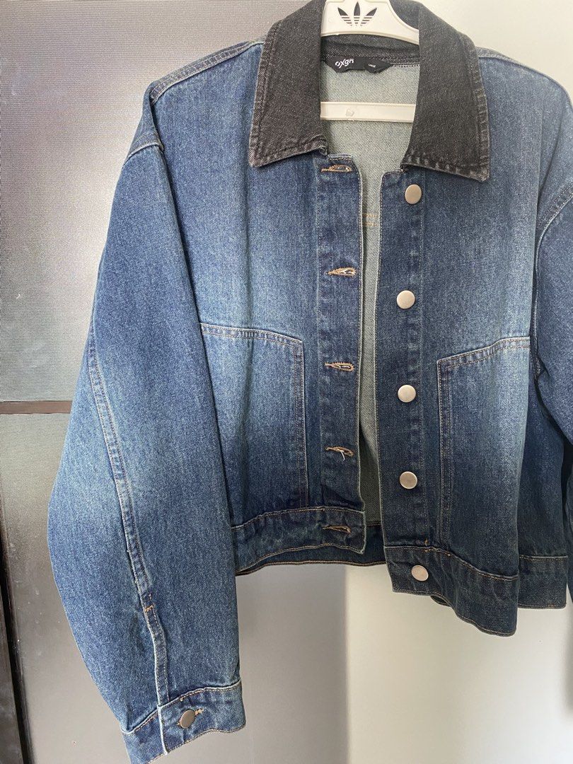 Oxgn Barn Denim Jacket - Large (Category: Coats, Jackets and Outerwear) located in Leyte. Submitted by declutterthis__ (Listing ID 1427549899, Image 2). Description: Great for oversized fit. Brand new without tags. rfs: impulse buy.