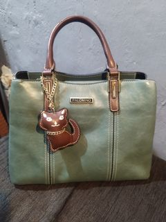 (Kategori: ) berada di . Dikirim oleh letmebeyourstuff (ID iklan 1427626711, Gambar 1). Deskripsi: .