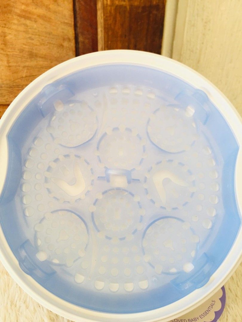 Philips Avent Microwave Steam Sterilizer (Category: Breastfeeding & Bottle Feeding) located in Tuguegarao City. Submitted by kikay.store.ph30 (Listing ID 1427519449, Image 3). Description: ❗NEW ARRIVAL❗🇱🇷 Avent microwave sterilizer Condition : likenew Price: 800 MOP: GCASH, BDO, MOD: SCO FOR SHIPPING PURPOSE, BUS SHIPPING, JNT, LBC ♥️ 1 day reservation ONLY ♥️ No to rush shipping ♥️ No free shipping ♥️ No return no exchange ♥️ No to long reserv