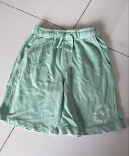 (Category: ) located in . Submitted by studycloset (Listing ID 1427612382, Image 1). Description: .