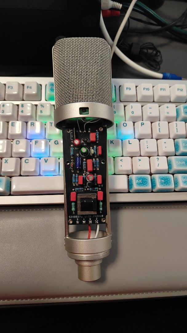 Professional Studio Microphone404266174960128002