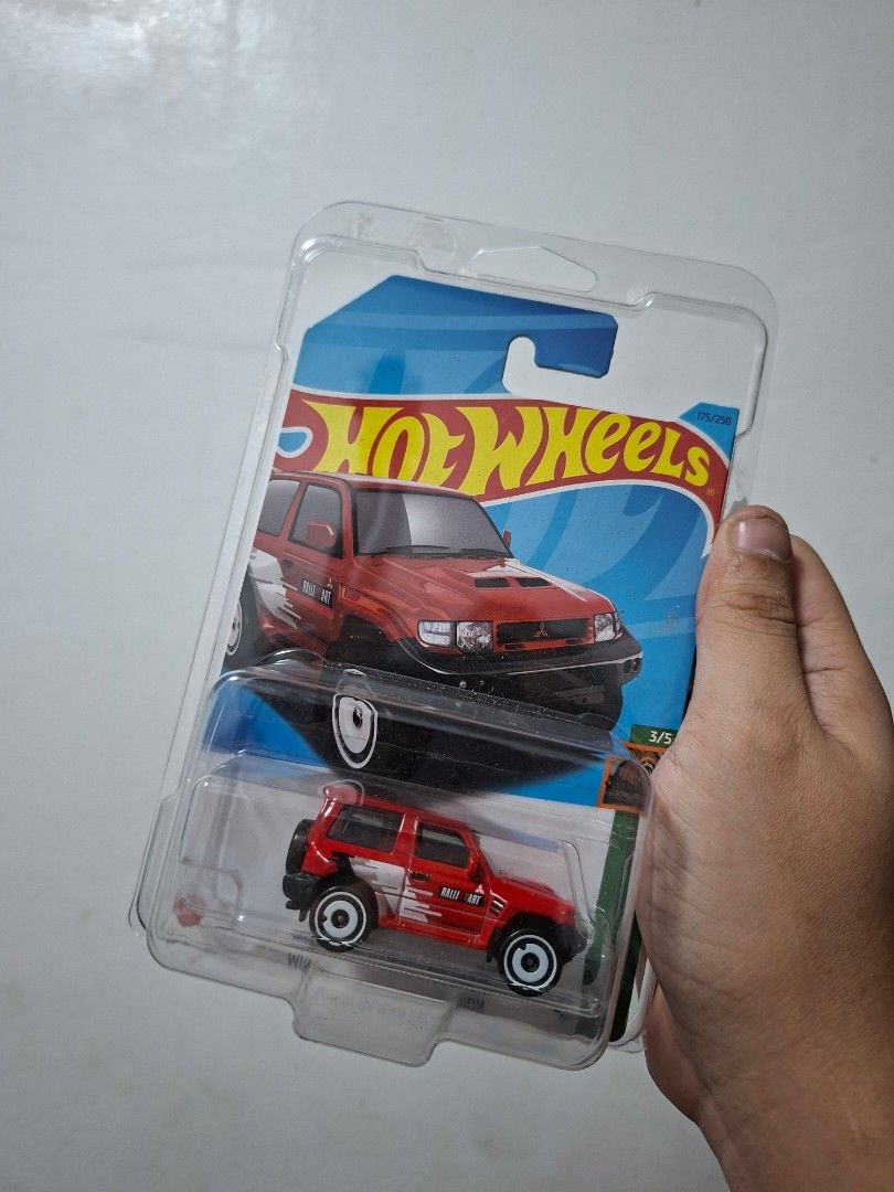PROTECTOR INCLUDED Hot Wheels Mitsubishi Pajero Evolution (Category: Vehicle & Diecast Models) located in Antipolo. Submitted by cobys4 (Listing ID 1427627741, Image 1). Description: with protector 270.
