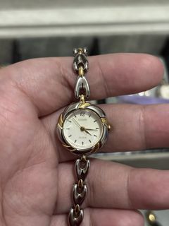(Category: ) located in . Submitted by timelesswatchbycla (Listing ID 1427559057, Image 1). Description: .