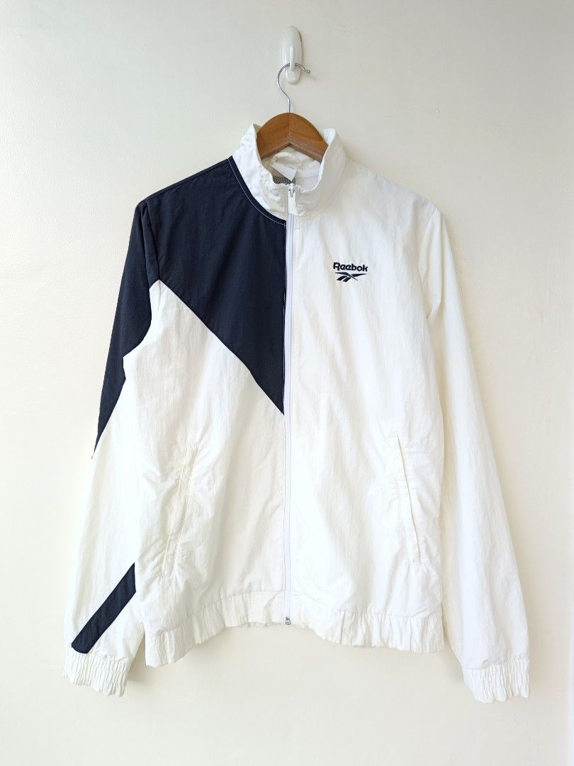 Rare Reebok Classic Two Tone Big Logo design Windbreaker Jacket (Category: Coats, Jackets and Outerwear) located in Taytay. Submitted by elegant.revival (Listing ID 1427593080, Image 2). Description: Excellent condition No Issue Dimes 26L x 20w Size small to medium Condition 9.5/10 Color rate 9.5/10 Shipping Nationwide‼️.