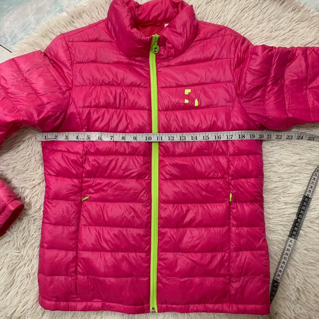 Reebok Winter Puffer Jacket for Women - Large (Category: Coats, Jackets and Outerwear) located in Balanga. Submitted by matarettescloset (Listing ID 1427496325, Image 3). Description: No Issue No when worn requests .