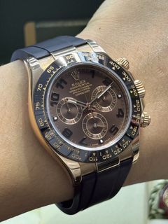 （分類：）位於 。 由 wongyanwatch 提交（商品編號 1427587321，圖片 1）。簡介： 。