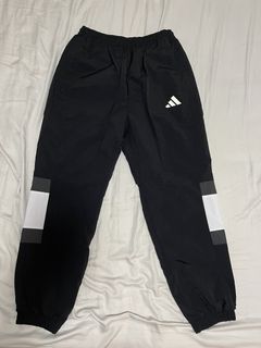 （分類：）位於 。 由 Tigerkicks2020 提交（商品編號 1427604445，圖片 1）。簡介： 。