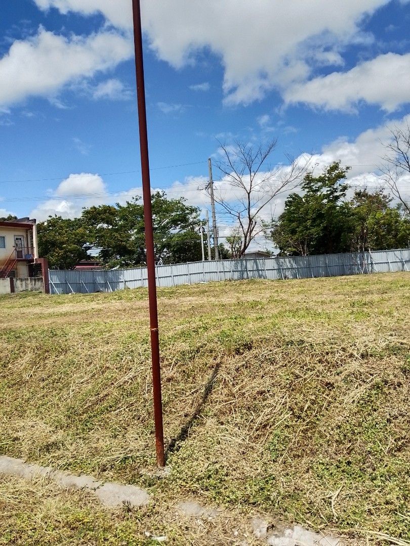 Spacious Commercial Lot in Laguna (Category: Lot) located in Manila. Submitted by alvin_legal74 (Listing ID 1427509254, Image 2). Description: Commercial Lot located in Filinvest commercial residential area in Calamba Laguna. A mixed community where you can put up your business ,office and residence in one。 A pure investment for your logistics business while enjoying the subtle conmunity in the South. Gated community for your safety and company p