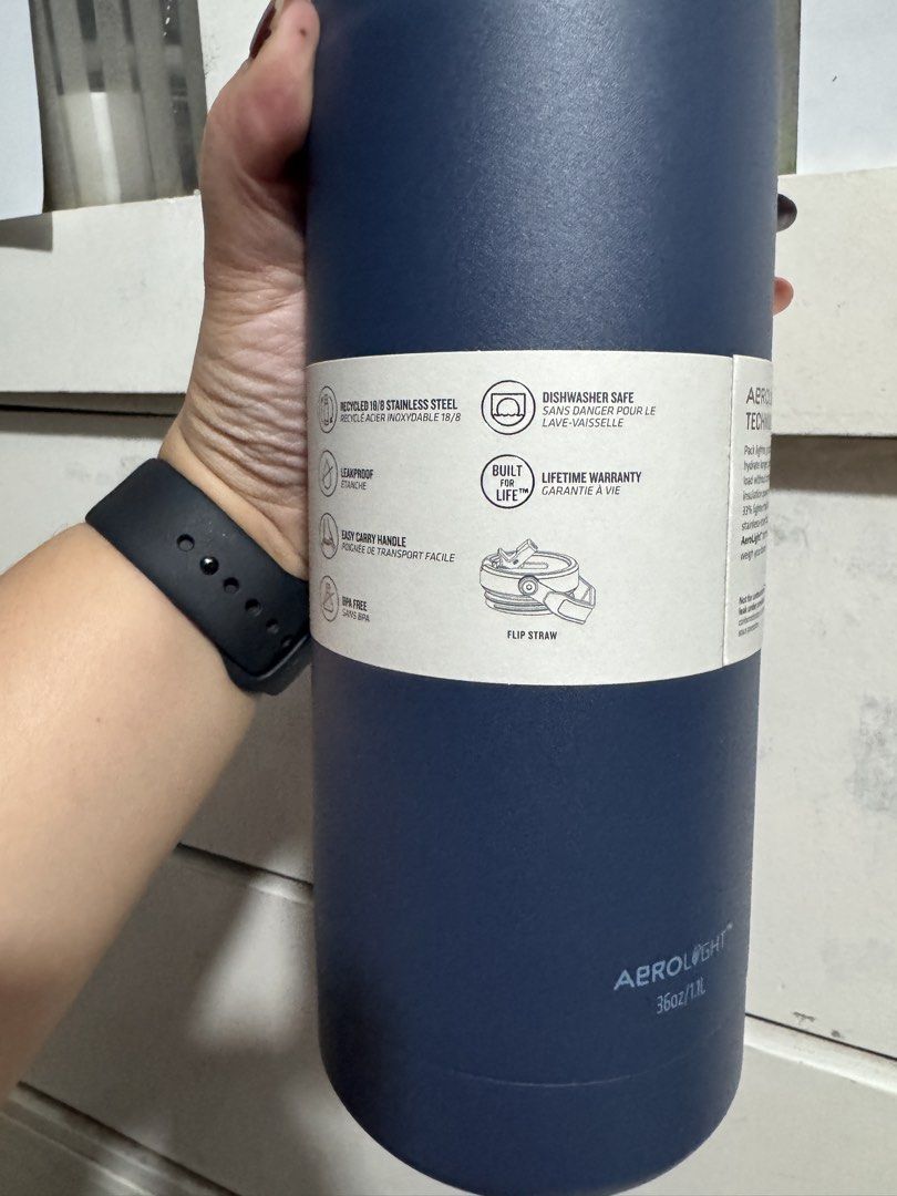 Stanley Iceflow Bottle 36oz (Category: Water Bottles & Tumblers) located in Quezon City. Submitted by rinoache (Listing ID 1427620166, Image 2). Description: Stanley IceFlow Flip Straw 2.0 Water Bottle 36 OZ | Built-In Straw with Larger Opening | Lightweight & Leak-Resistant | Insulated Stainless Steel | BPA-Free | Color- Navy.