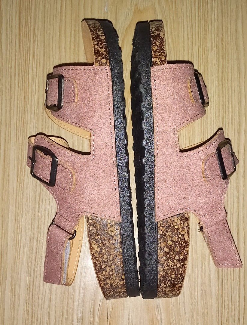 Sugar Kids Julia Sandals Pink (Category: Babies & Kids Fashion) located in Paranaque City. Submitted by hayleyspl (Listing ID 1427561503, Image 2). Description: Size 10 8-10 Y.