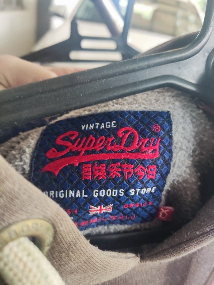 Superdry Vintage Hoodie (Category: Hoodies) located in Quezon City. Submitted by ryan0529 (Listing ID 1427558653, Image 2). Description: Superdry Vintage Hoodie Lighlty used. 9.2/10 No flaws. 24x28 Fits L to XL Guaranteed Authentic. rfs: decluttering 500 only!.
