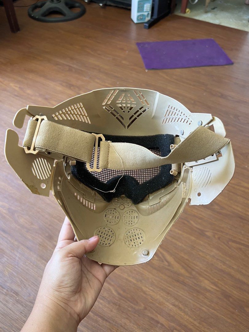 Tactical Airsoft Mask (Category: Combat Sports) located in Angono. Submitted by gifted_turtle (Listing ID 1427503692, Image 2). Description: .