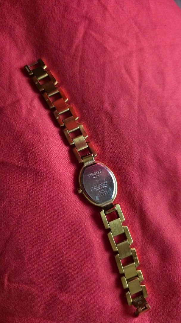 Tissot 1853 Ladies Watch (Category: Luxury Watches) located in Las Pinas. Submitted by lovedbymariee (Listing ID 1427508159, Image 3). Description: No box included battery needs repair Used to be my mother's then passed down to me.