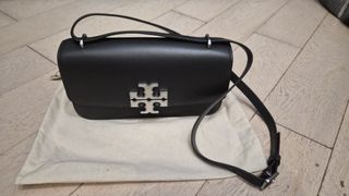 （分類：）位於 。 由 selena0429 提交（商品編號 1427623793，圖片 1）。簡介： 。