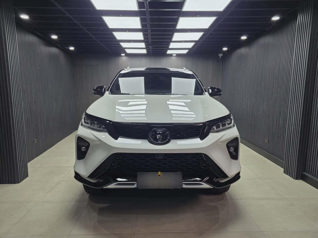 (Category: ) located in . Submitted by quality_cars (Listing ID 1427583474, Image 1). Description: .