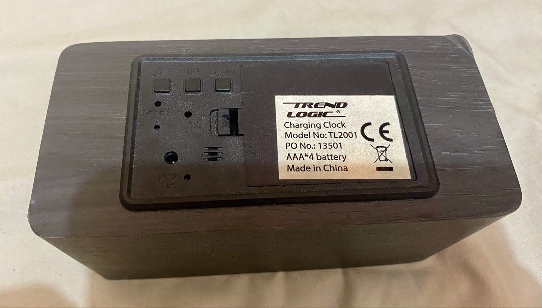 Trend Logic Wireless Phone Charger and Clock (Category: Clocks) located in Pasay City. Submitted by chiccart (Listing ID 1426340614, Image 3). Description: Orig Price 799 You can put 3 AAA for the time to not reset For Wireless charging compatible phone Iphone 11 & up .