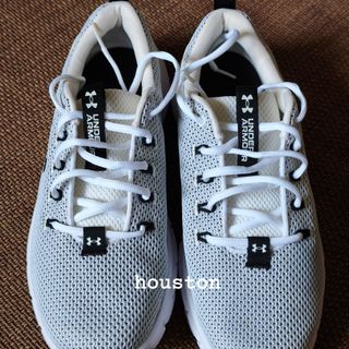 (Category: ) located in . Submitted by houston (Listing ID 1427517586, Image 1). Description: .