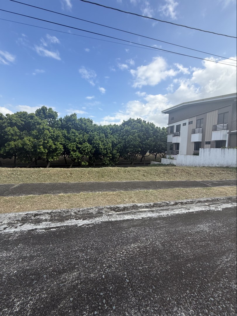 (Category: ) located in . Submitted by ej.sotto (Listing ID 1376130593, Image 1). Description: .