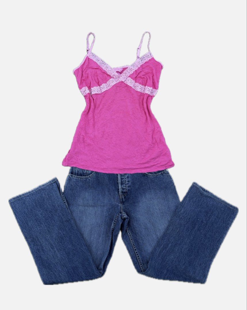 Victoria Secret Lace Top (Category: Sleeveless) located in Taguig. Submitted by slay.jade (Listing ID 1427608263, Image 1). Description: Authentic! Size: Xs-S .