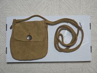 （分類：）位於 。 由 ericntoro 提交（商品編號 1427617053，圖片 1）。簡介： 。