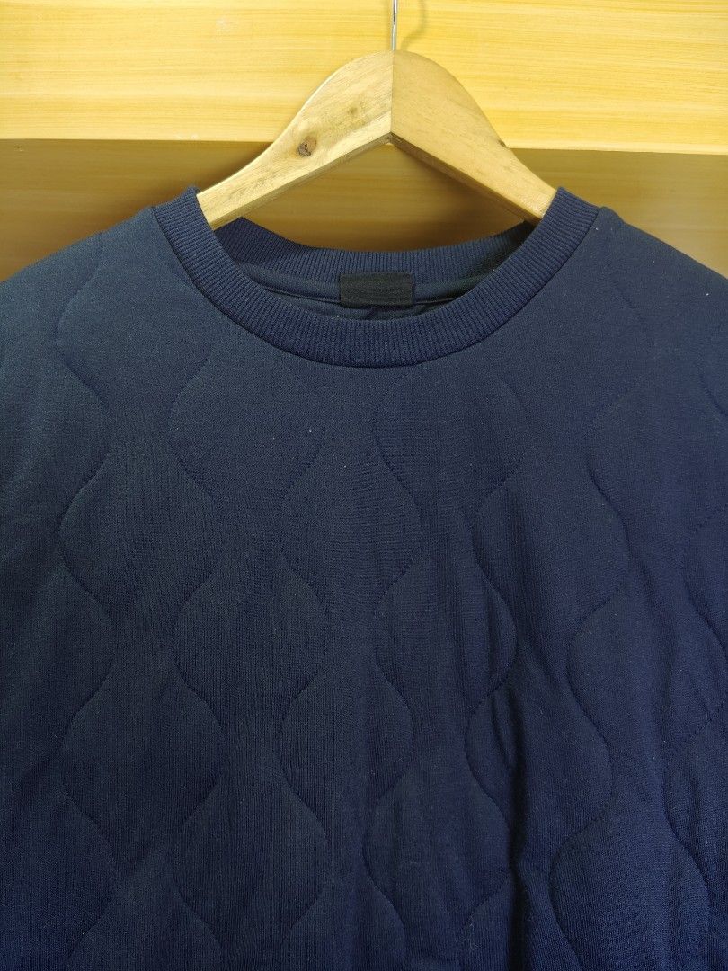 Workman WMB Quilted Sweatshirt - Navy Blue - Medium (Category: Coats, Jackets and Outerwear) located in Taytay. Submitted by closingtheloop (Listing ID 1427589495, Image 3). Description: size Medium 23Wx26L *lints 700 plus shipping.