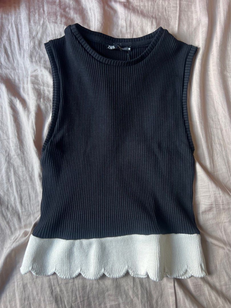 Zara Black and White Top (Category: Sleeveless) located in General Santos City (Dadiangas). Submitted by dgv20 (Listing ID 1427528067, Image 1). Description: Used once. Perf for modest and chic look.