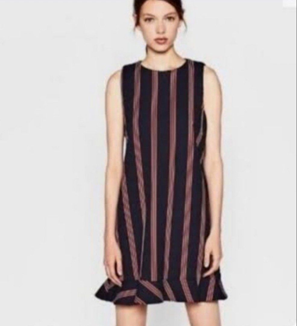 Zara Striped Dress (Category: Dresses) located in Pasig City. Submitted by dc_declutters (Listing ID 1427610644, Image 1). Description: Decluttering XS on tag but can fit small.