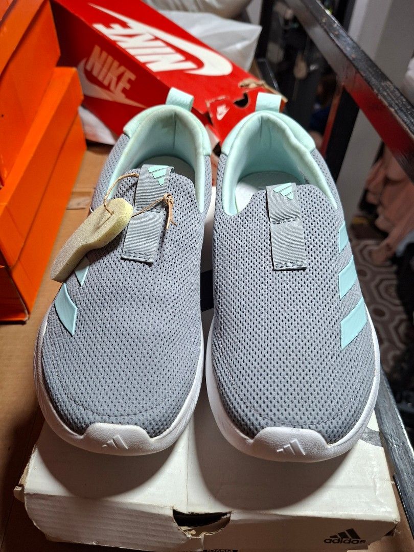 Adidas CLOUDFOAM MOVE LOUNGER size us 6 (Category: Sneakers) located in Manila. Submitted by gabjb (Listing ID 1427710003, Image 1). Description: Adidas CLOUDFOAM MOVE LOUNGER BRAND NEW LEGIT 💯 SIZE 6 US 1400 MANGGAHAN PASIG COD VIA LALAMOVE OR LBC.