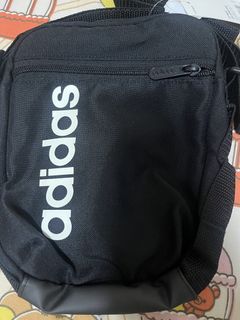 （分類：）位於 。 由 nafa8080 提交（商品編號 1427759033，圖片 1）。簡介： 。