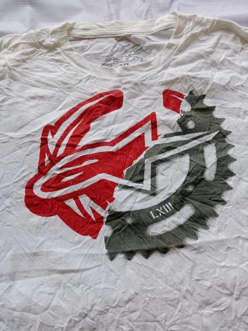 Alpinestars LXIII Graphic Tee - XL (Category: Tshirts & Polo Shirts ) located in Calauan. Submitted by vntg.bless (Listing ID 1427696964, Image 2). Description: Alpinestars Xl 24x28 Needwash fresh from bale 2pinhole/hairline.