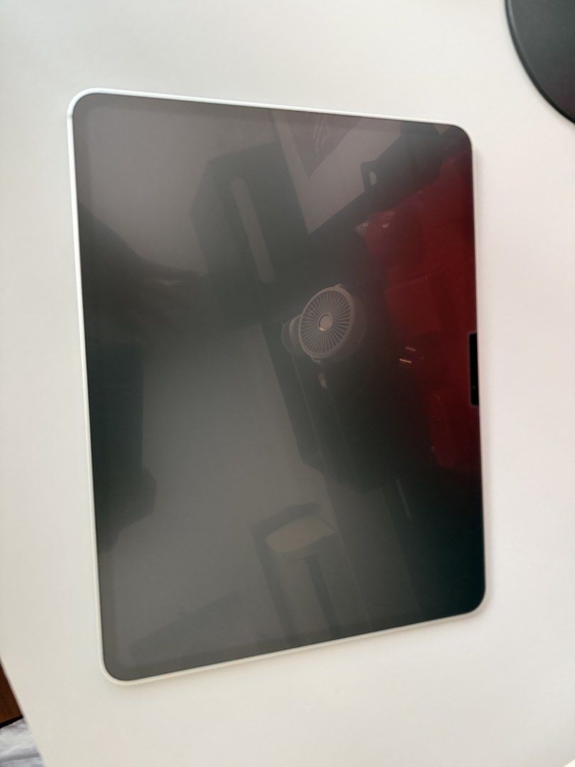 Apple iPad Pro 13” with Magic Keyboard460300267595376642