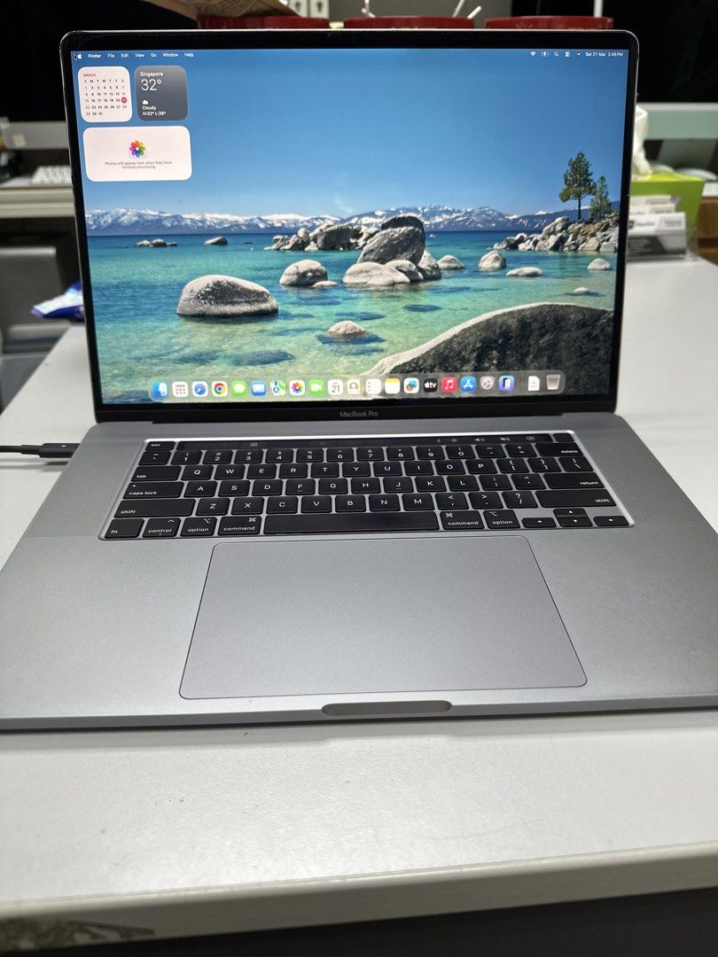 Apple MacBook Pro 16-inch 2019405942518773207041