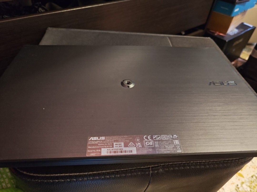 ASUS Monitor - Model Unknown413277039121541121