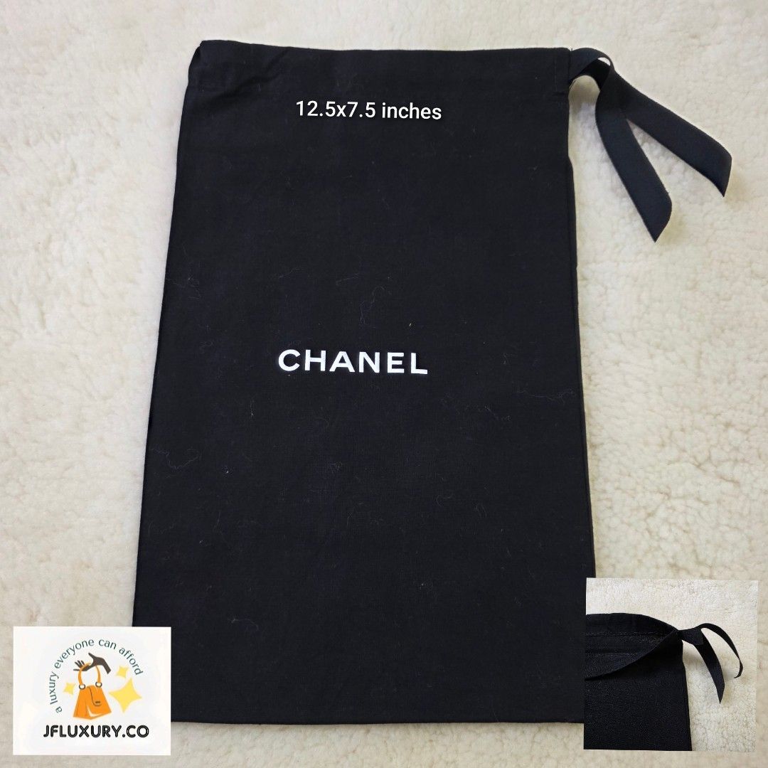 Authentic Chanel shoe dust bag (Category: Luxury Bags & Wallets) located in Manila. Submitted by jfluxury.co (Listing ID 1427728098, Image 1). Description: excellent condition like new no flaws bought in Japan 🇯🇵 💯% Authentic. 😊 Money back guarantee. 😊 Clean and ready to use na.