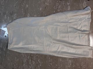 (Category: ) located in . Submitted by shopreloved (Listing ID 1427707970, Image 1). Description: .