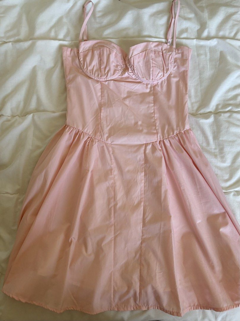 Clothes for Breakfast Pink Bustier Dress (Category: Dresses) located in Quezon City. Submitted by icecreamery (Listing ID 1427766588, Image 1). Description: House of CB inspired Super flattering Helping tags: Brandy Zara H&M Bershka Hollister Uniqlo Mango American Eagle Cotton On Armani Love Bonito Ever New Topshop .