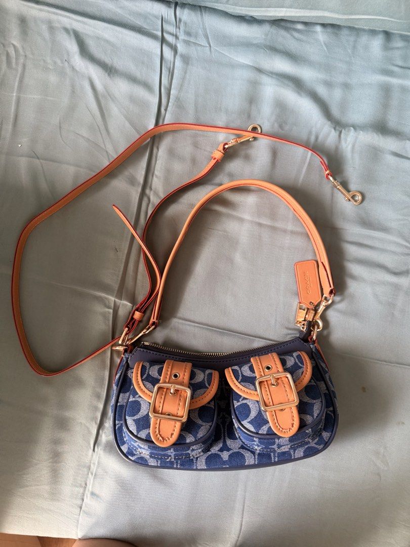 Coach Denim Shoulder Bag (Category: Luxury Bags & Wallets) located in Cainta. Submitted by kitskit (Listing ID 1427684605, Image 3). Description: - msg me for more deets - made in Vietnam.