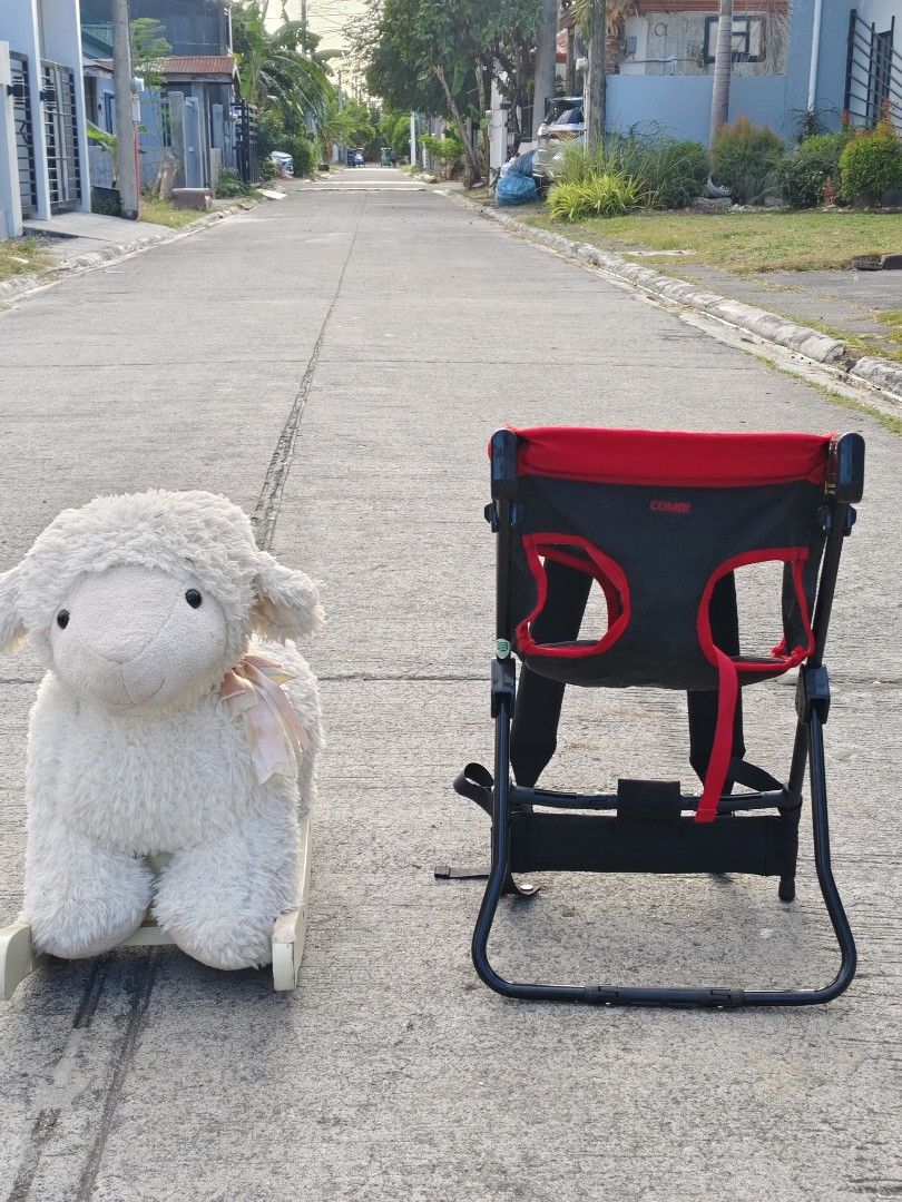 Combi Baby Carrier (Category: Carriers & Slings) located in Bulacan. Submitted by babz30261 (Listing ID 1427665001, Image 3). Description: 480 SETTT GOOD QUALITY CONDITION NO DAMAGES WE DELIVER NATIONWIDE FR TWO NA SETTT♥️♥️♥️ THANK YOU ADMIN ♥️.