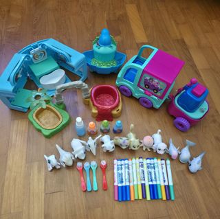 (Category: ) located in . Submitted by littleshoppingparadise (Listing ID 1427706356, Image 1). Description: .