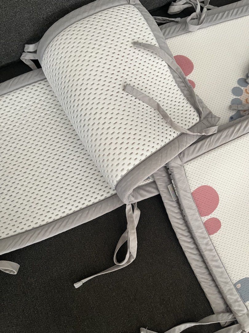 Crib Bumpers (Category: Bed Guards) located in Marikina City. Submitted by crewstuff (Listing ID 1427641077, Image 2). Description: Never used crib bumpers. 11 x 40 11 x 80.